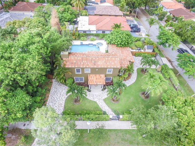 1700 SW 14th Ave, Miami, FL 33145