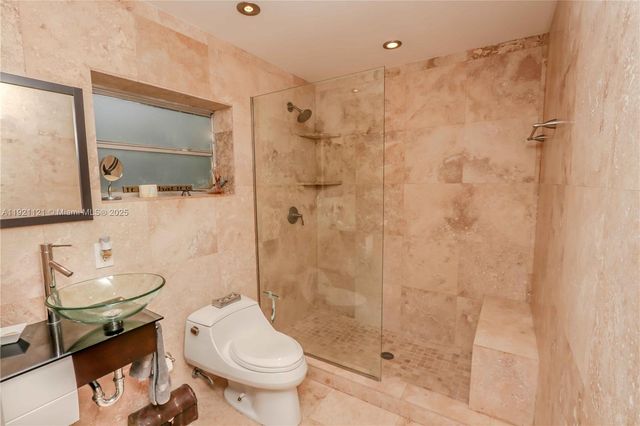 1700 SW 14th Ave, Miami, FL 33145