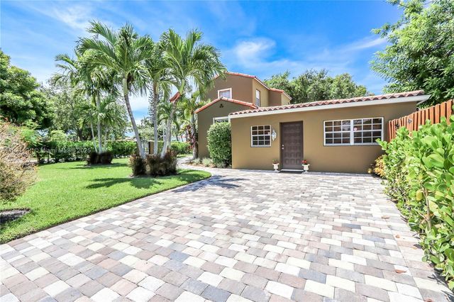 1700 SW 14th Ave, Miami, FL 33145