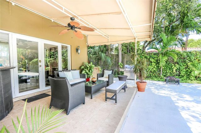 1700 SW 14th Ave, Miami, FL 33145