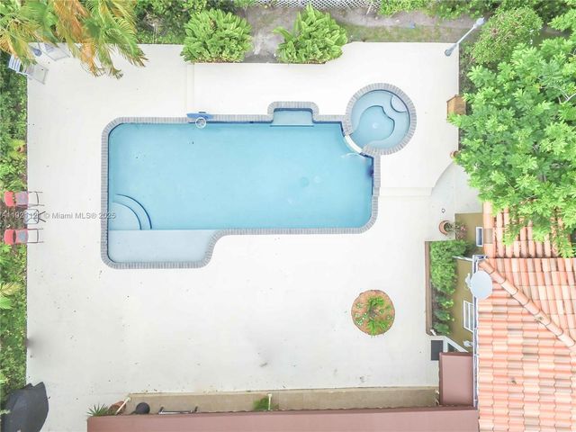 1700 SW 14th Ave, Miami, FL 33145