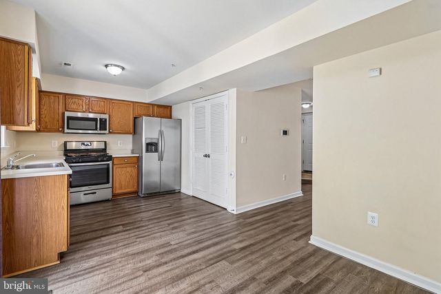 6233 E HIL MAR CIR, District Heights, MD 20747