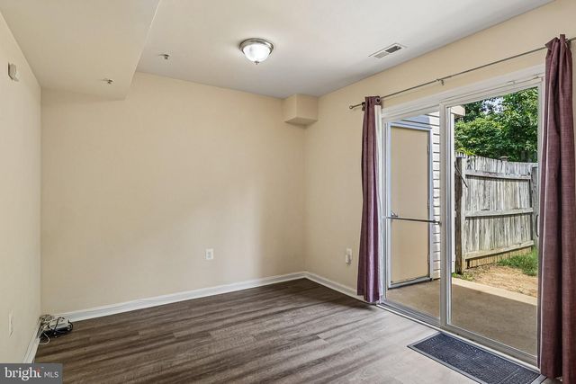 6233 E HIL MAR CIR, District Heights, MD 20747