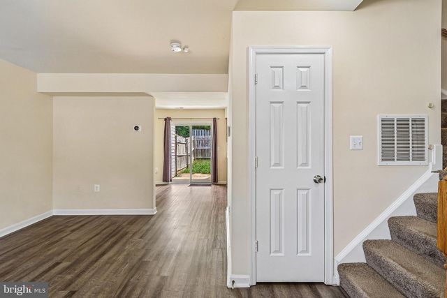 6233 E HIL MAR CIR, District Heights, MD 20747