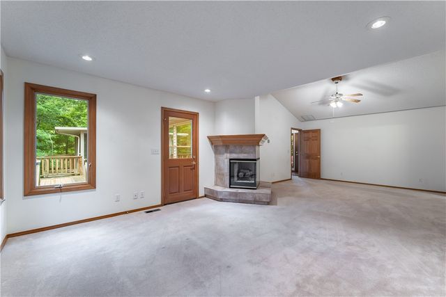 5 Ellesmere Lane, Bella Vista, AR 72714