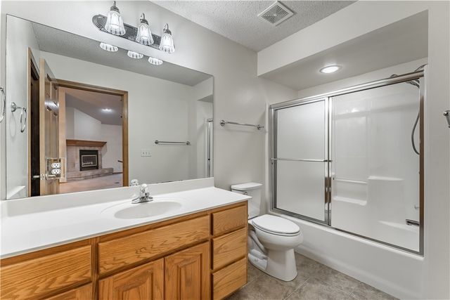5 Ellesmere Lane, Bella Vista, AR 72714