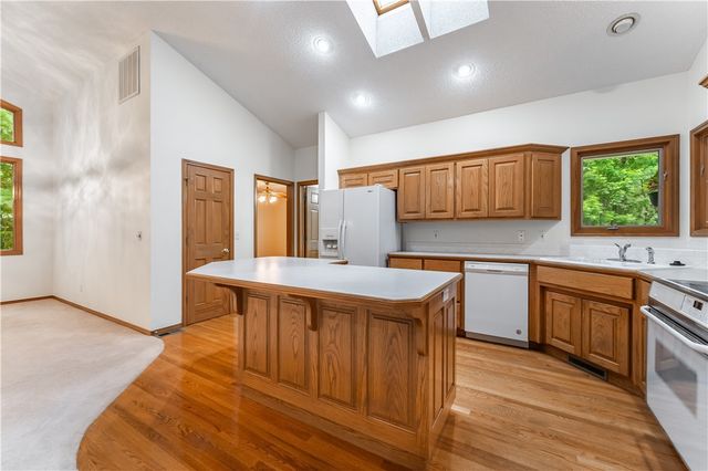 5 Ellesmere Lane, Bella Vista, AR 72714