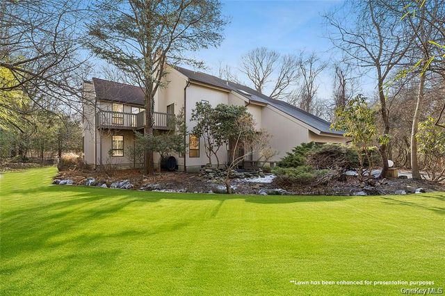 27 Ravine Road, Miller Place, NY 11764