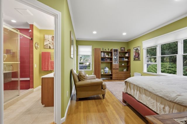 51 Florence St 51, Newton, MA 02467