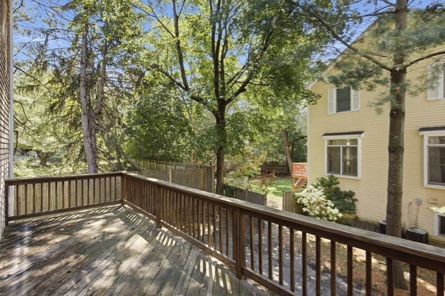 51 Florence St 51, Newton, MA 02467
