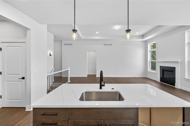 1436 Turner Drive 7, Commerce Twp, MI 48390