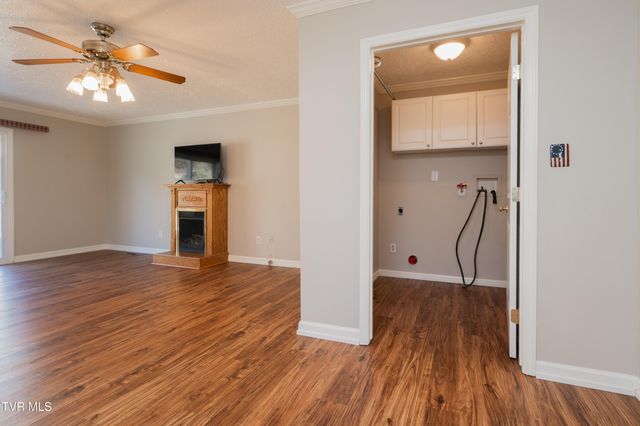 361 Woodcrest Drive, Kingsport, TN 37663