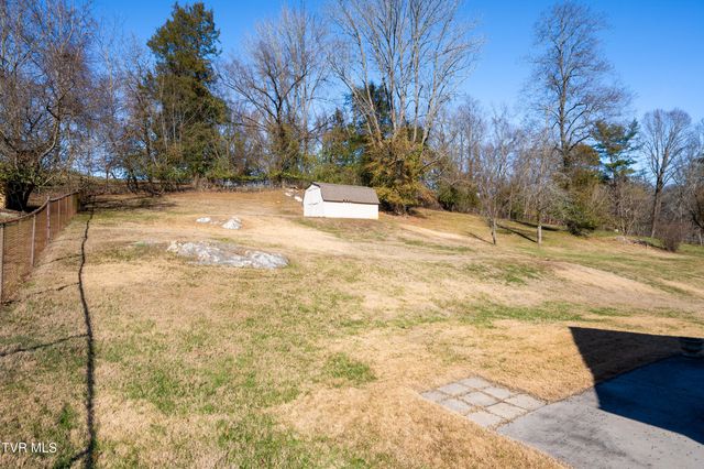 361 Woodcrest Drive, Kingsport, TN 37663