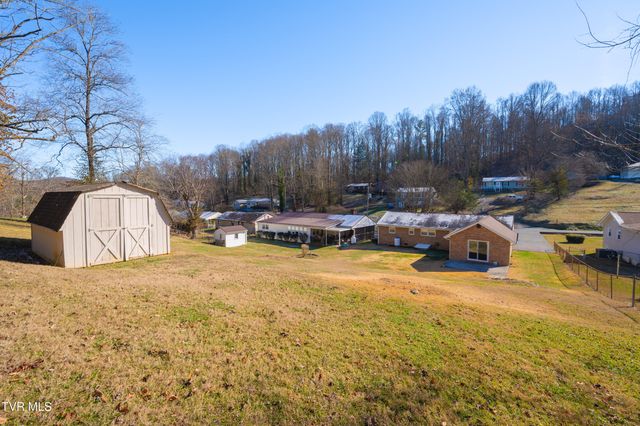 361 Woodcrest Drive, Kingsport, TN 37663