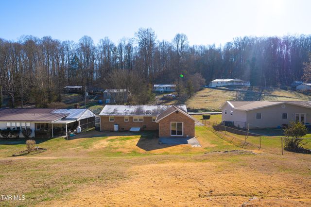 361 Woodcrest Drive, Kingsport, TN 37663