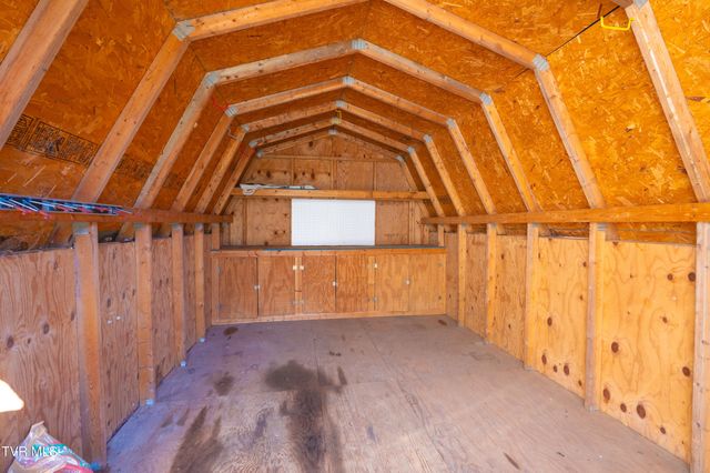 361 Woodcrest Drive, Kingsport, TN 37663