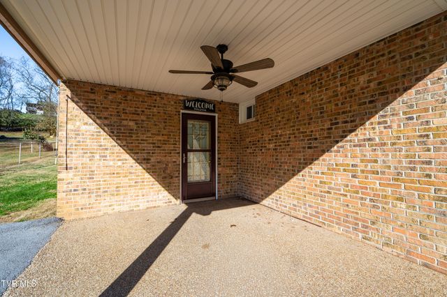 361 Woodcrest Drive, Kingsport, TN 37663