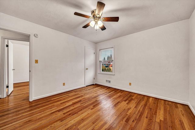 3853 Thompson LN, Roanoke, VA 24018