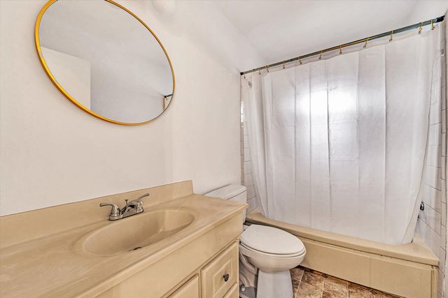 3853 Thompson LN, Roanoke, VA 24018