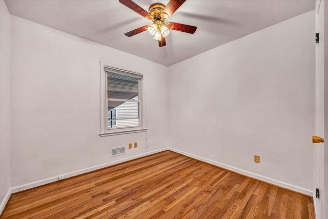 3853 Thompson LN, Roanoke, VA 24018