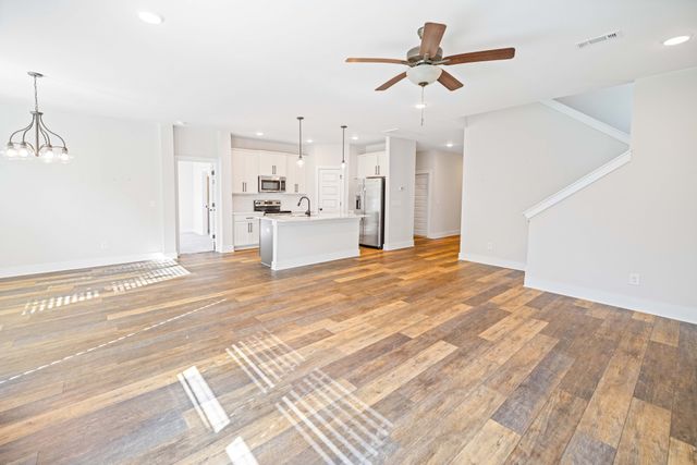 508 Sunflower Dr, Smyrna, TN 37167