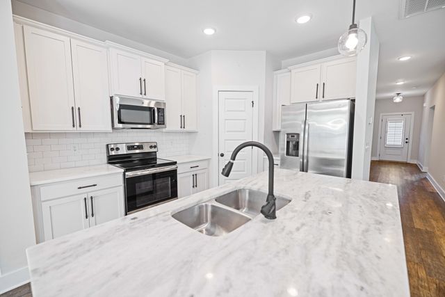 508 Sunflower Dr, Smyrna, TN 37167