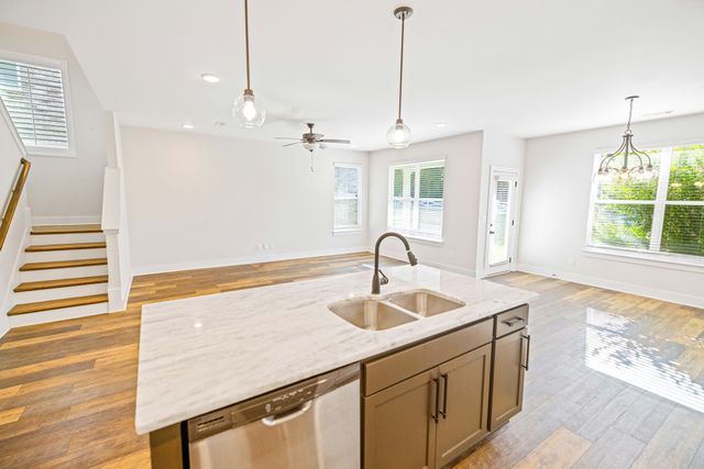 508 Sunflower Dr, Smyrna, TN 37167