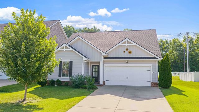 508 Sunflower Dr, Smyrna, TN 37167