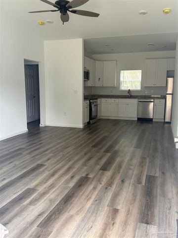 654 Nix Rd, Pensacola, FL 32506