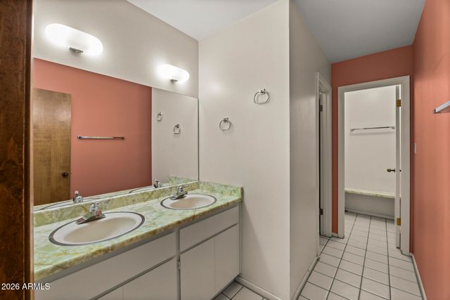 9420 N 38th Street, Phoenix, AZ 85028
