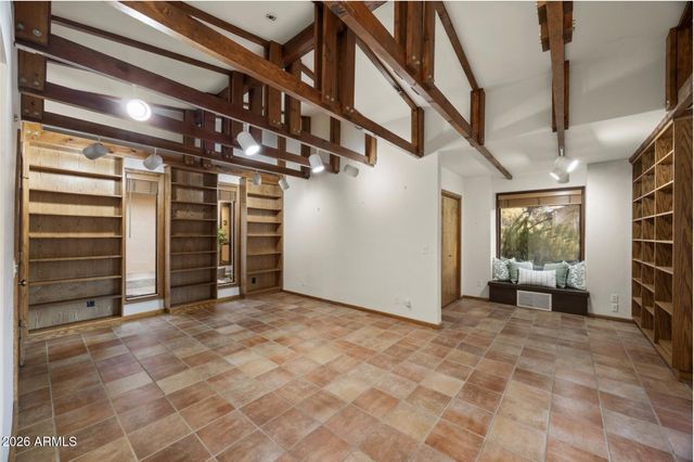 9420 N 38th Street, Phoenix, AZ 85028