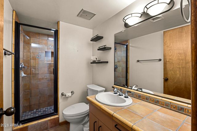 9420 N 38th Street, Phoenix, AZ 85028