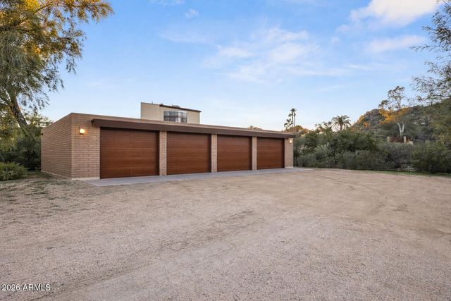 9420 N 38th Street, Phoenix, AZ 85028