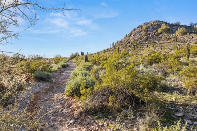 9420 N 38th Street, Phoenix, AZ 85028