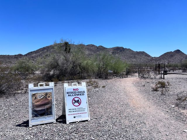9420 N 38th Street, Phoenix, AZ 85028