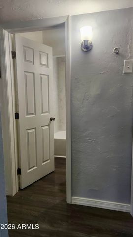 7561 N 27th Avenue, Phoenix, AZ 85051