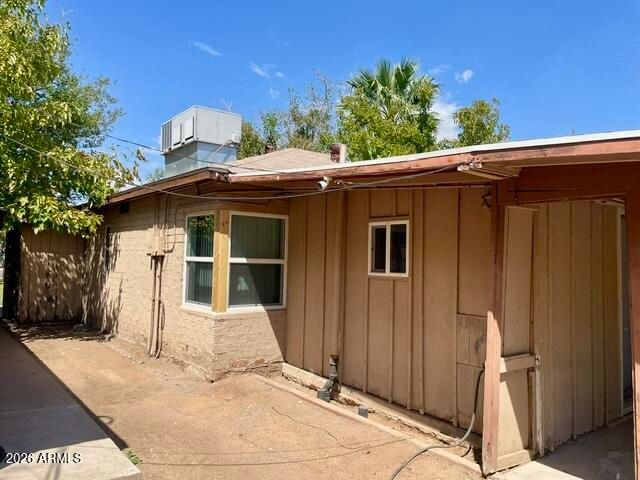 7561 N 27th Avenue, Phoenix, AZ 85051