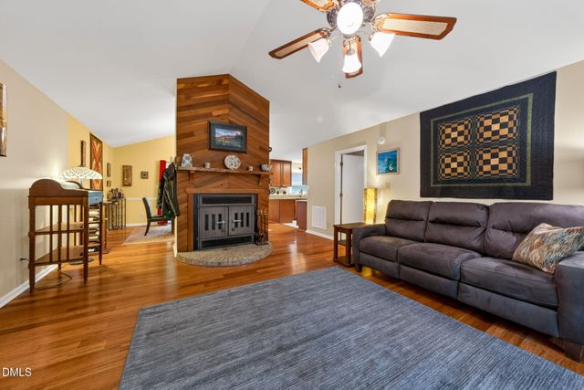 12 Drakesway Court, Durham, NC 27713
