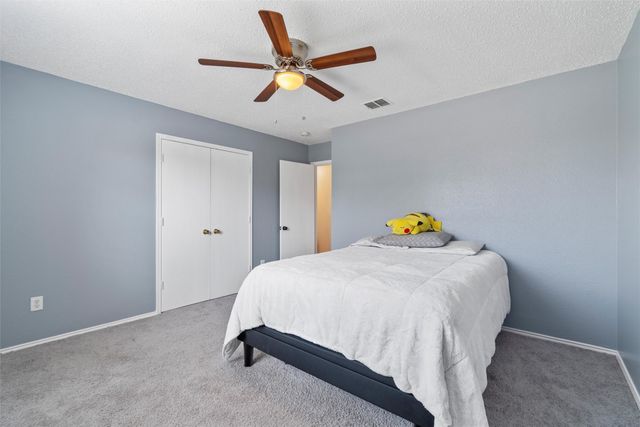 614 Pondview Drive, Cedar Hill, TX 75104