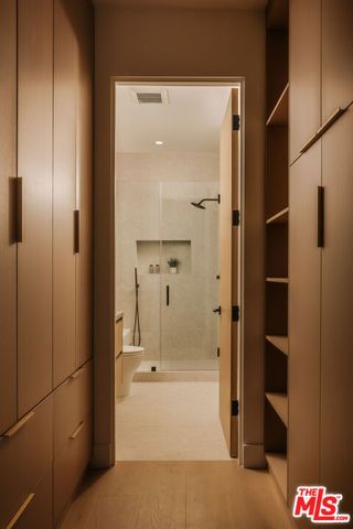 3621 Moore Street, Los Angeles, CA 90066