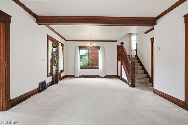 1221 Florencedale Avenue, Youngstown, OH 44505