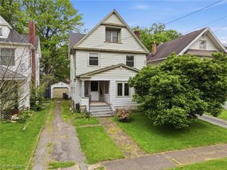1221 Florencedale Avenue, Youngstown, OH 44505