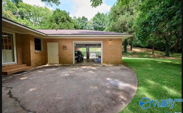 102 Jones Valley Drive, Huntsville, AL 35802