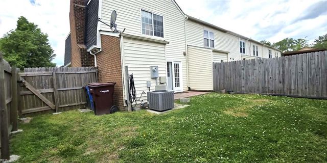 221 Cedar Creek TER, Chesapeake, VA 23322