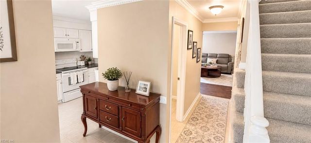 221 Cedar Creek TER, Chesapeake, VA 23322