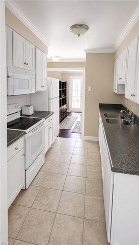 221 Cedar Creek TER, Chesapeake, VA 23322
