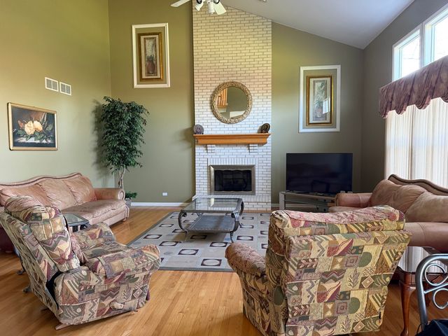 15n805 Pheasant Field Lane, Hampshire, IL 60140