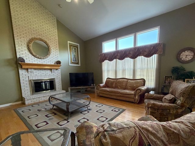 15n805 Pheasant Field Lane, Hampshire, IL 60140