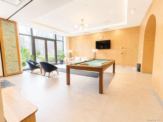 2218 Jackson Avenue 1006, Long Island City, NY 11101