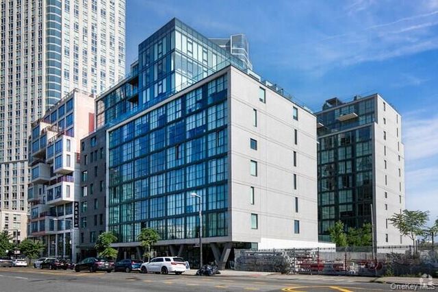 2218 Jackson Avenue 1006, Long Island City, NY 11101
